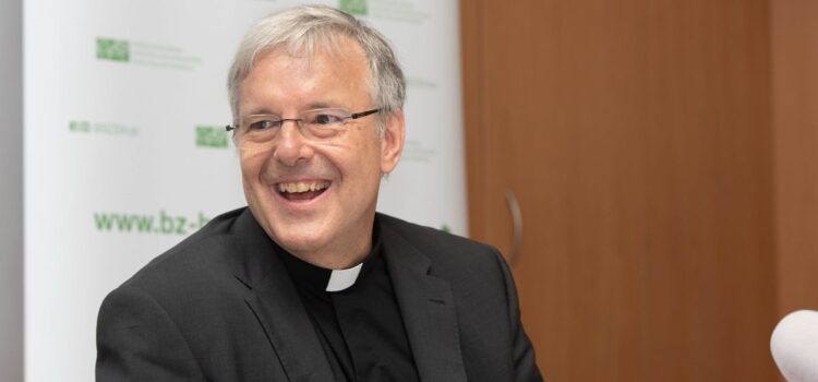 Vescovo Michele Tomasi